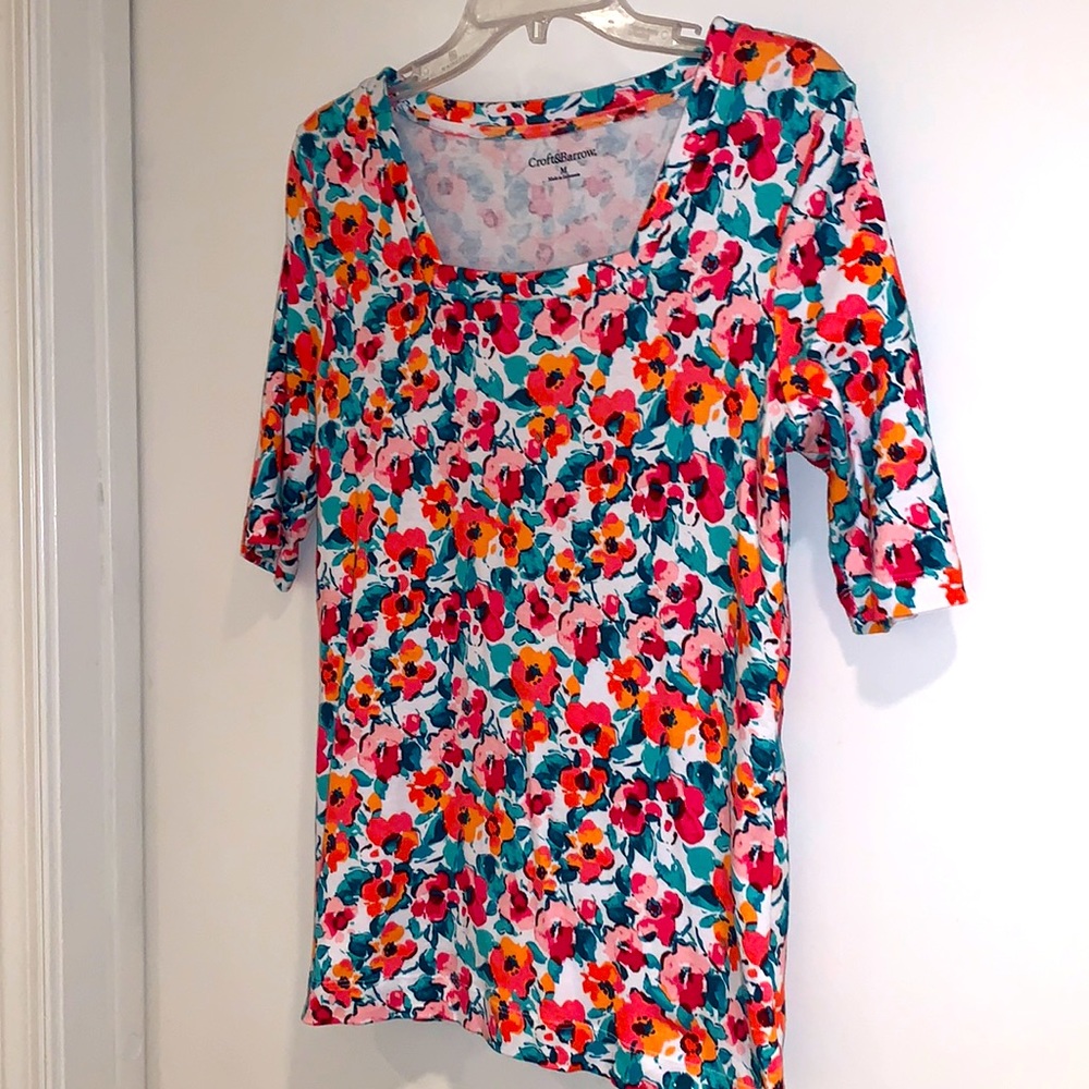 Croft & Barrow women’s top.